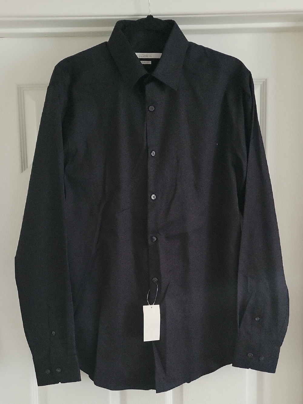 Perry Ellis Men's Black Long-Sleeve Dress Shirt - Point Collar